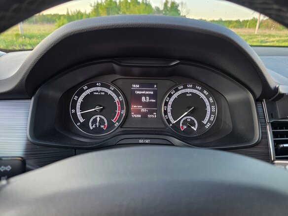 2019 Skoda Kodiaq I, серый, 2700000 рублей - вид 9