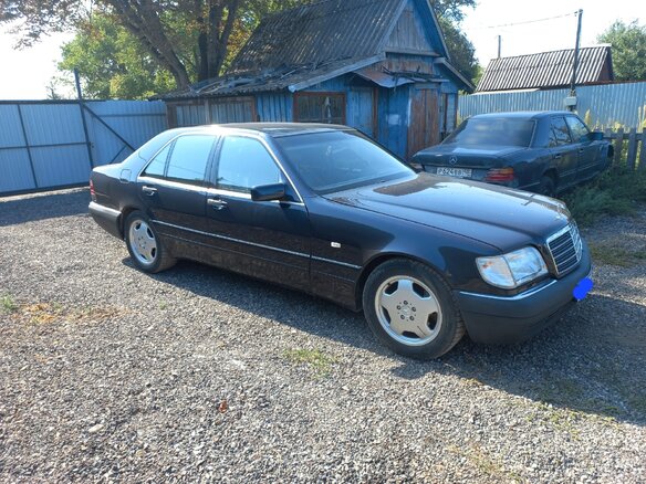 1997 Mercedes-Benz S-Класс 280 III (W140) Рестайлинг, синий, 1000000 рублей - вид 2