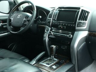 2013 Toyota Land Cruiser 200 Series Рестайлинг 1, чёрный, 3125000 рублей, вид 2