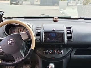 2008 Nissan Note I, серебристый, 650000 рублей, вид 5