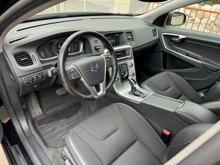 2017 Volvo S60 II Рестайлинг, чёрный, 1650000 рублей, вид 5