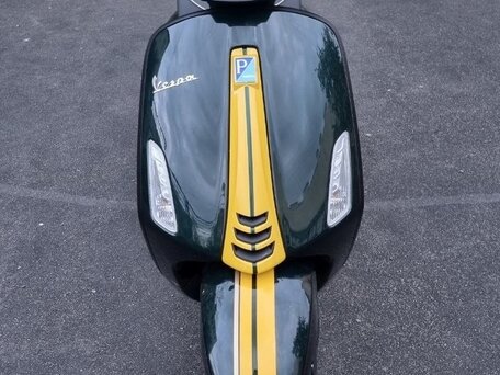 2021 Vespa Sprint, зелёный, 475000 рублей, вид 4