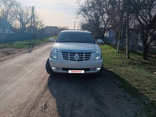 2013 Cadillac Escalade III, белый, 2800000 рублей, вид 3