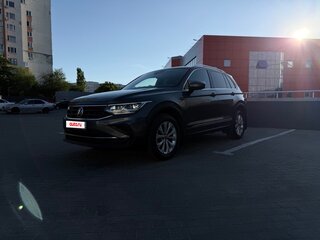 2021 Volkswagen Tiguan II Рестайлинг, серый, 2800000 рублей, вид 2