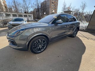 2019 Porsche Cayenne Coupé III, серый, 6800000 рублей, вид 4