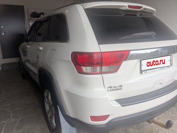 2010 Jeep Grand Cherokee IV (WK2), белый, 1520000 рублей - вид 9