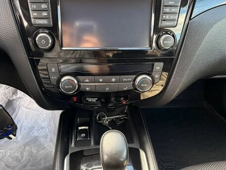 2014 Nissan Qashqai II, белый, 1550000 рублей, вид 2