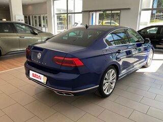 2020 Volkswagen Passat B8 Рестайлинг, синий, 2999999 рублей, вид 5
