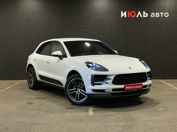 2019 Porsche Macan I Рестайлинг, белый, 3900000 рублей - вид 2