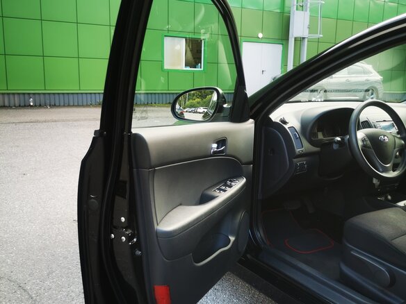 2011 Hyundai i30 I Рестайлинг, чёрный, 715000 рублей - вид 20