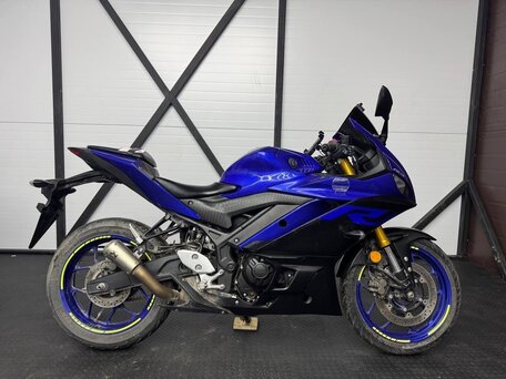 2022 Yamaha YZF-R3, синий, 399000 рублей, вид 1