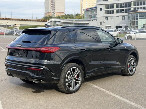 2026 Audi Q5 L III (GU), чёрный - вид 6