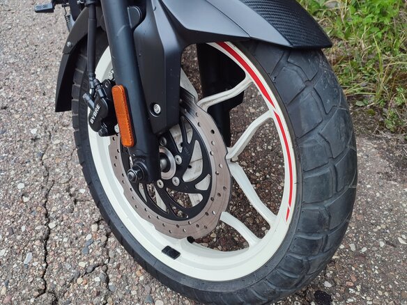 2021 Bajaj Pulsar NS 200, красный, 170000 рублей - вид 8