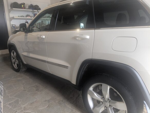 2010 Jeep Grand Cherokee IV (WK2), белый, 1520000 рублей - вид 19