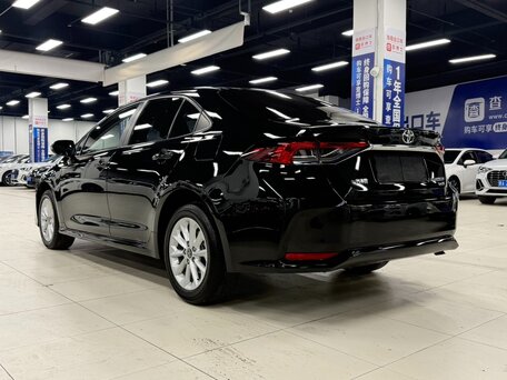 2022 Toyota Corolla XII (E210), чёрный, 1600000 рублей, вид 4