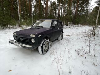 2001 Lada (ВАЗ) 2121 (4x4) I Рестайлинг, пурпурный, 270000 рублей, вид 1