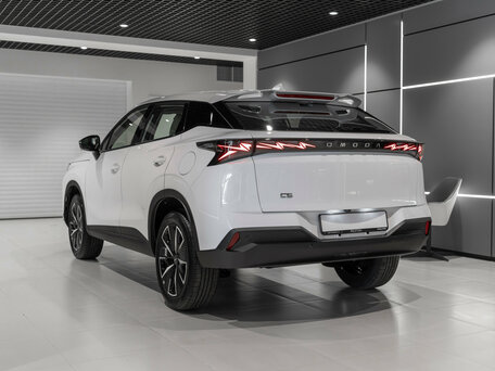 2026 Omoda C5 II, белый, 2729000 рублей, вид 4