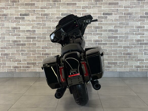 2024 Harley-Davidson Street Glide, чёрный - вид 6
