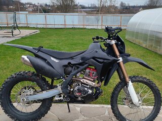 2023 BSE Z5, чёрный, 135000 рублей, вид 1