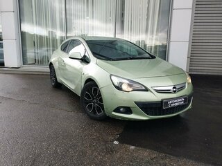 Opel Astra GTC J Рестайлинг