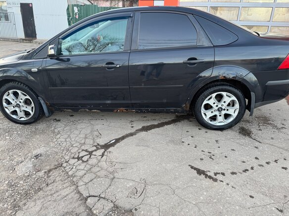 2007 Ford Focus II, чёрный, 380000 рублей - вид 7