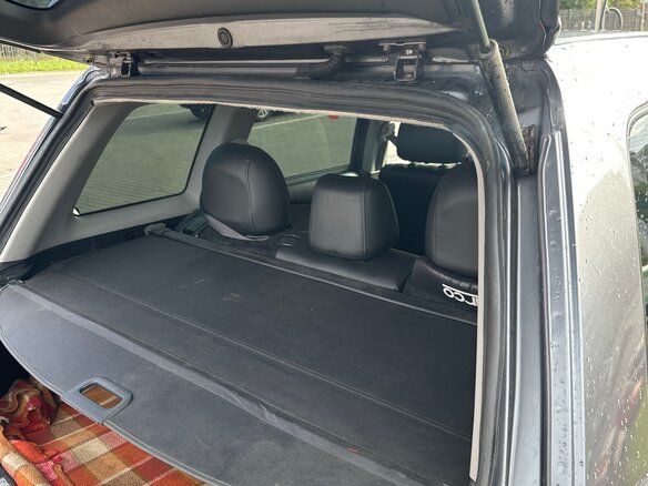 2004 Mitsubishi Outlander I, серый, 950000 рублей - вид 12