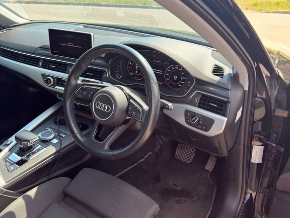 2017 Audi A4 V (B9), чёрный, 1850000 рублей - вид 6