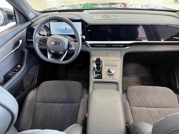 2026 Geely Monjaro I Рестайлинг, зелёный, 4954990 рублей - вид 13
