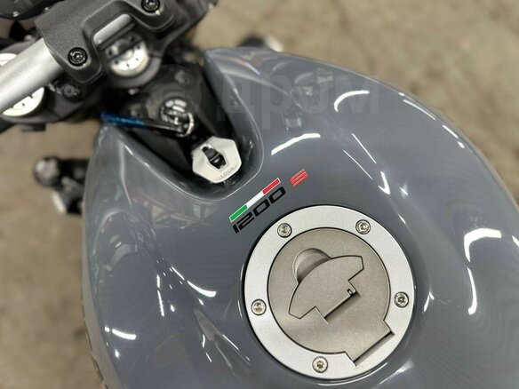 2017 Ducati Monster 1200, серый, 1220000 рублей - вид 18