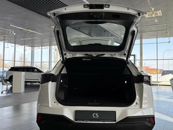 2026 Omoda C5 II, белый, 2399000 рублей - вид 14