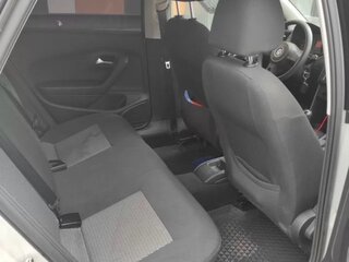 2014 Volkswagen Polo V, серебристый, 900000 рублей, вид 5