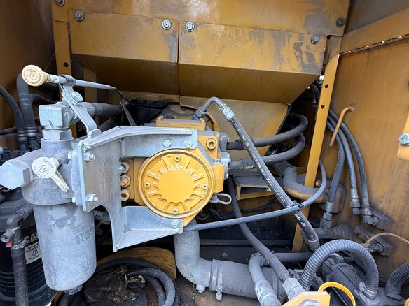 2019 Caterpillar 330, жёлтый, 14000000 рублей - вид 5