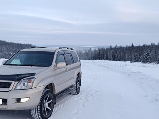 2007 Toyota Land Cruiser Prado 4-speed 120 Series Рестайлинг, бежевый, 2600000 рублей, вид 2