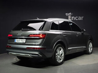 2024 Audi Q7 45 TDI II (4M) Рестайлинг 2, чёрный, 8159000 рублей, вид 2