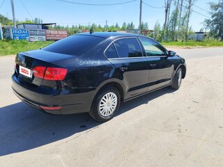 2013 Volkswagen Jetta VI, чёрный, 600000 рублей, вид 3
