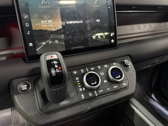 2025 Land Rover Defender 110 II, серый, 10200060 рублей - вид 12