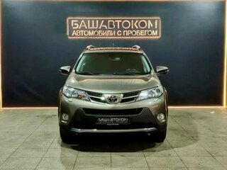 2015 Toyota RAV4 IV (XA40), коричневый, 2099000 рублей, вид 3