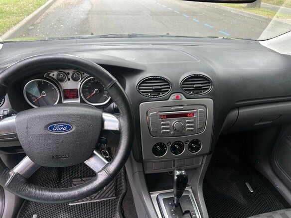 2008 Ford Focus II Рестайлинг, чёрный, 310000 рублей - вид 5