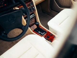 1992 Mercedes-Benz W124 500 E, чёрный, 4950000 рублей, вид 5