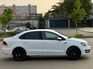 2019 Volkswagen Polo V Рестайлинг, белый, 880000 рублей, вид 4
