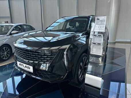2026 Geely Atlas II, чёрный, 3449990 рублей, вид 2