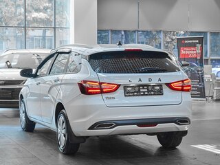 2024 Lada (ВАЗ) Vesta SW I Рестайлинг (NG), белый, 1149000 рублей, вид 4