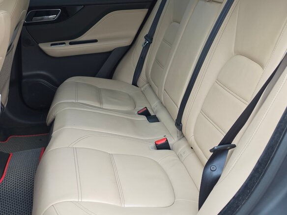 2018 Jaguar F-Pace I, красный, 2499999 рублей - вид 17