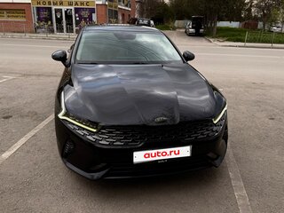 2021 Kia K5 III, чёрный, 2200000 рублей, вид 2