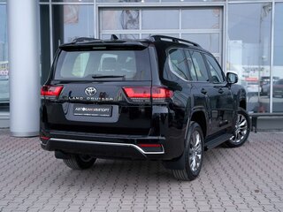 2026 Toyota Land Cruiser 300 Series, чёрный, 16999000 рублей, вид 3