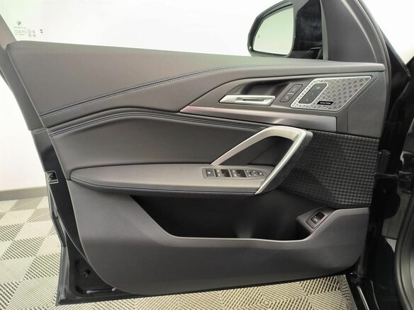 2025 BMW X1 Long M35Li III (U11/U12), чёрный, 6670000 рублей - вид 20