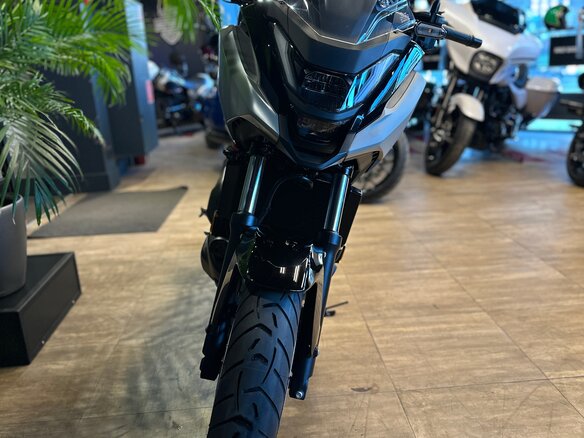 2025 Honda NC 750X, серый, 1450000 рублей - вид 8