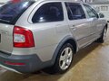 2011 Skoda Octavia II (A5) Рестайлинг, серый, 1500000 рублей - вид 4