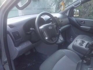 2011 Hyundai Grand Starex I, серый, 2050000 рублей, вид 5