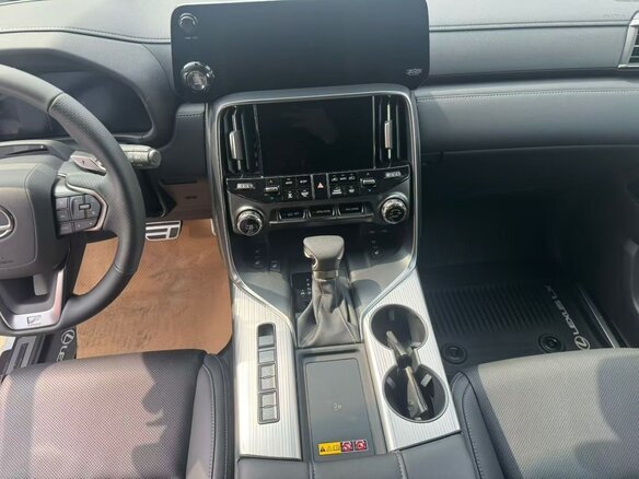 2026 Lexus LX 600 IV, белый, 20500000 рублей - вид 7